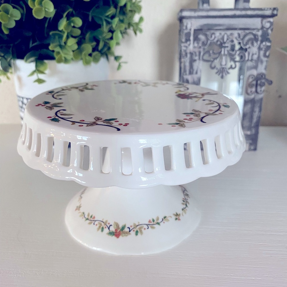 Vintage Christmas Plate Mikasa RL050 Holiday Lace Pedestal mini Cake Plate Stand